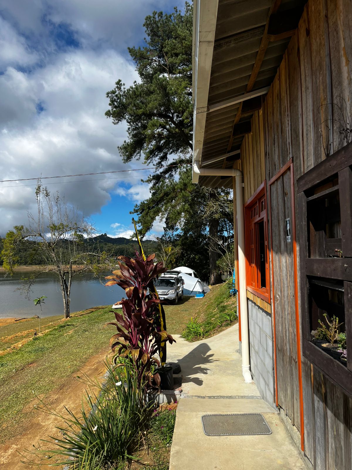 Camping com vista para a mata